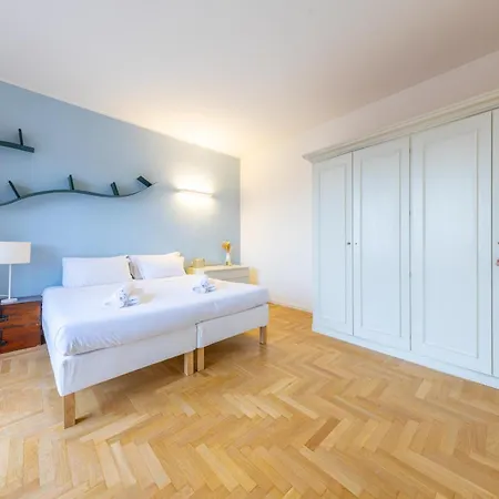 Spacious And Bright 2bdr, 2 Bathrooms 아파트 *