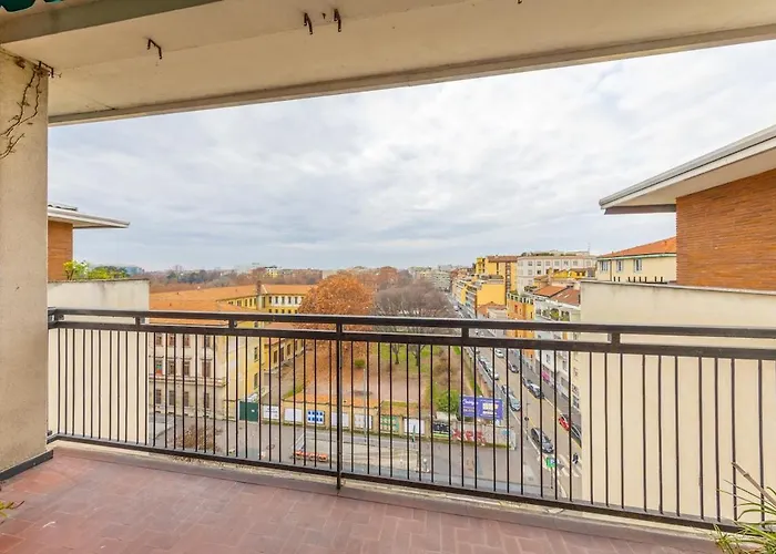 Daire Spacious And Bright 2bdr, 2 Bathrooms Milano