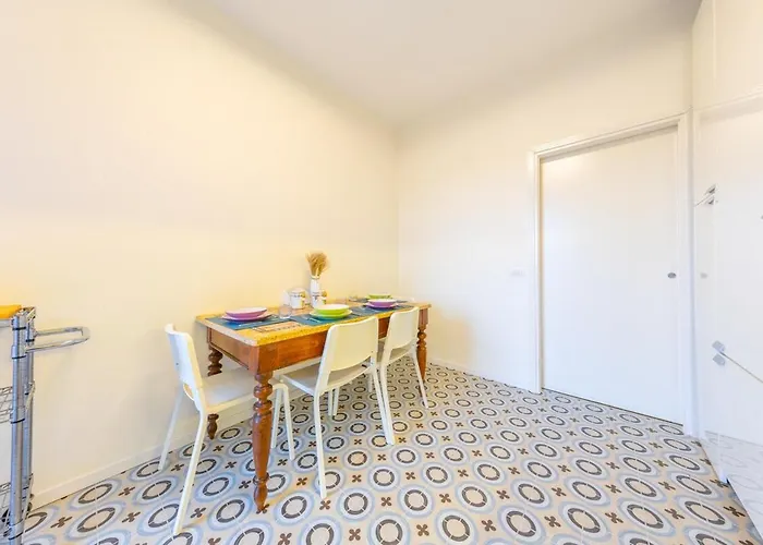 Spacious And Bright 2bdr, 2 Bathrooms Daire *