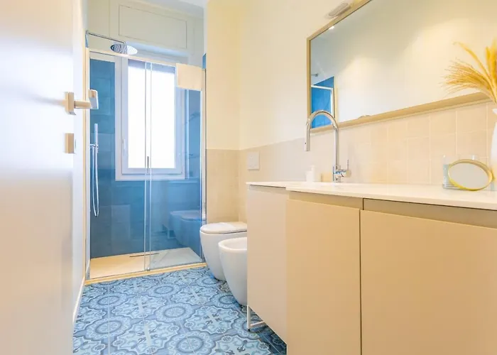 Spacious And Bright 2bdr, 2 Bathrooms Daire