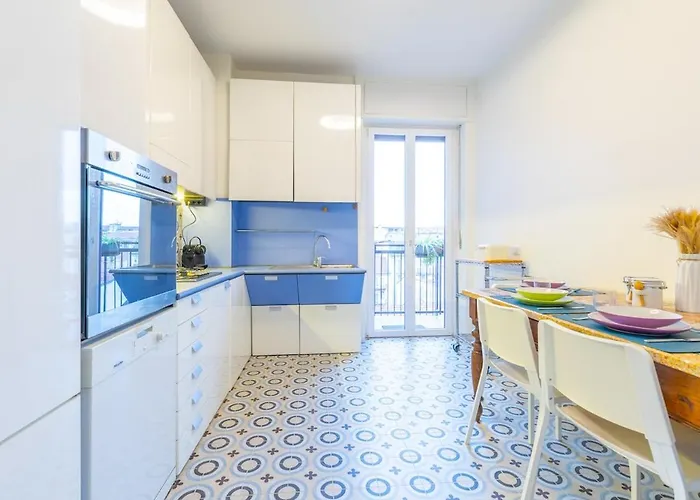 Spacious And Bright 2bdr, 2 Bathrooms Apartament