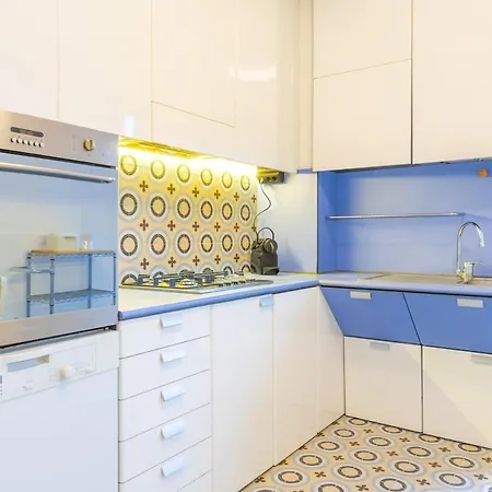 Apartmán Spacious And Bright 2bdr, 2 Bathrooms Milán