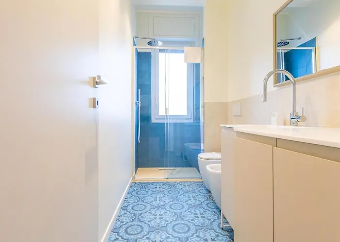 Spacious And Bright 2bdr, 2 Bathrooms Milán